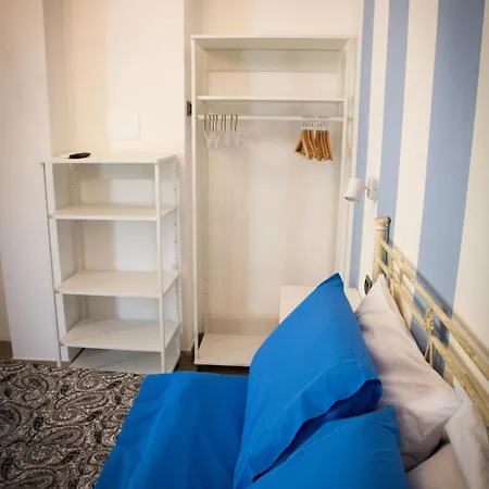 La Milanese Nocleg ze śniadaniem 3*